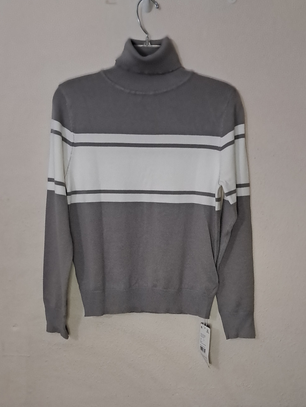 Women's Size Small Gray & White Striped Turtleneck Sweater